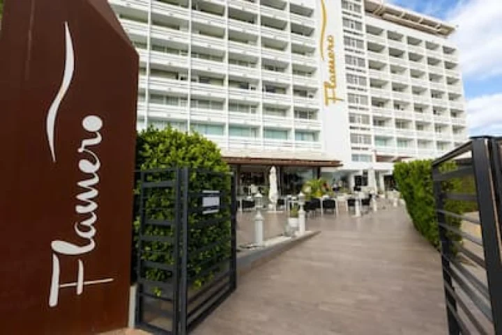 parking hotel flamero